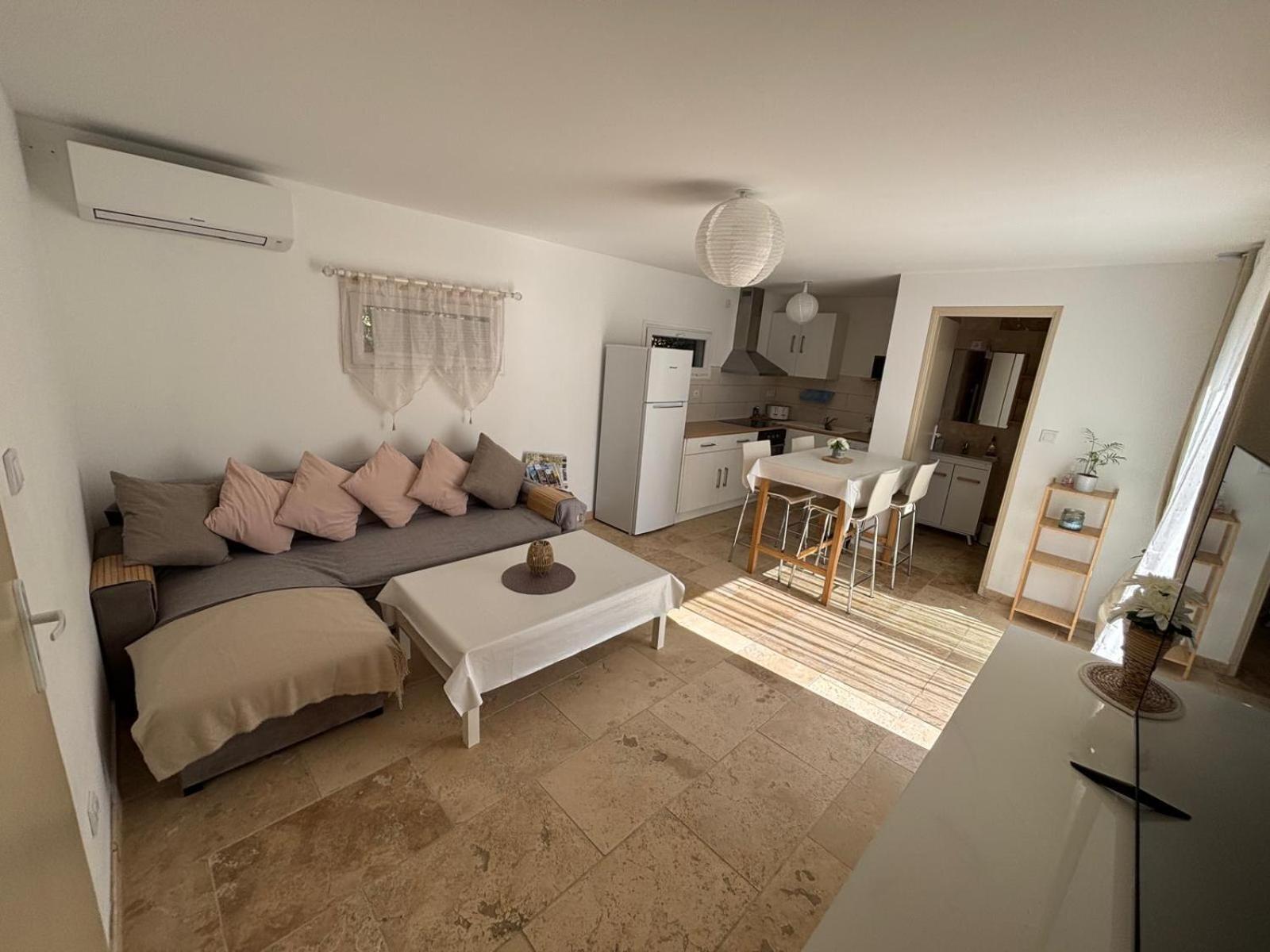Maison De Vacances En Campagne Cavaillon Extérieur photo